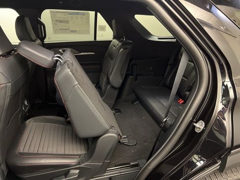 New 2025 Ford Explorer ST-Line image 27