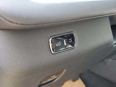 New 2027 Lincoln Navigator Reserve AWD/4WD image 15