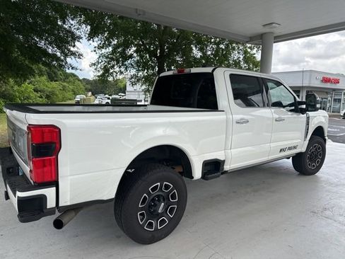 Used 2024 Ford F250 Platinum w/ FX4 Off-Road Package AWD/4WD image 3