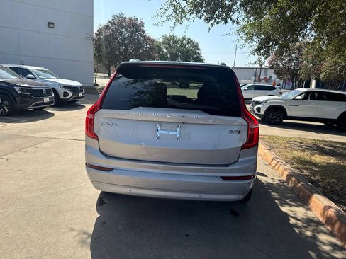 Used 2023 Volvo XC90 B5 Core w/ Protection Package Premier AWD/4WD image 6
