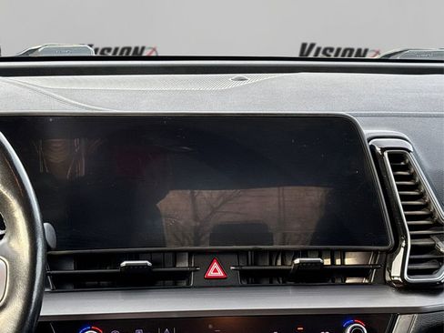 Used 2023 Kia Sportage EX image 18