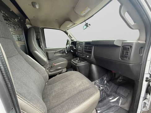 Used 2022 GMC Savana 2500 w/ Driver Convenience Package RWD image 35