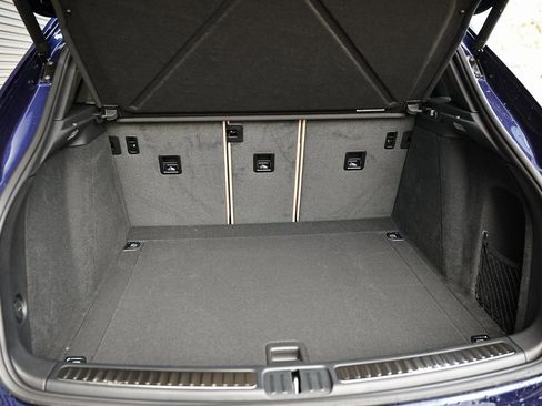 New 2026 Porsche Macan image 34