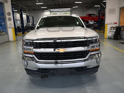 Used 2017 Chevrolet Silverado 1500 LT w/ All Star Edition AWD/4WD image 2
