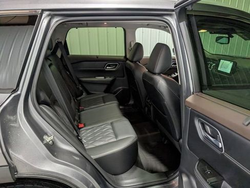 Used 2023 Nissan Rogue Platinum w/ Platinum Premium Package image 27