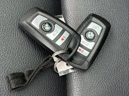 Used 2013 BMW 528i Sedan RWD image 27