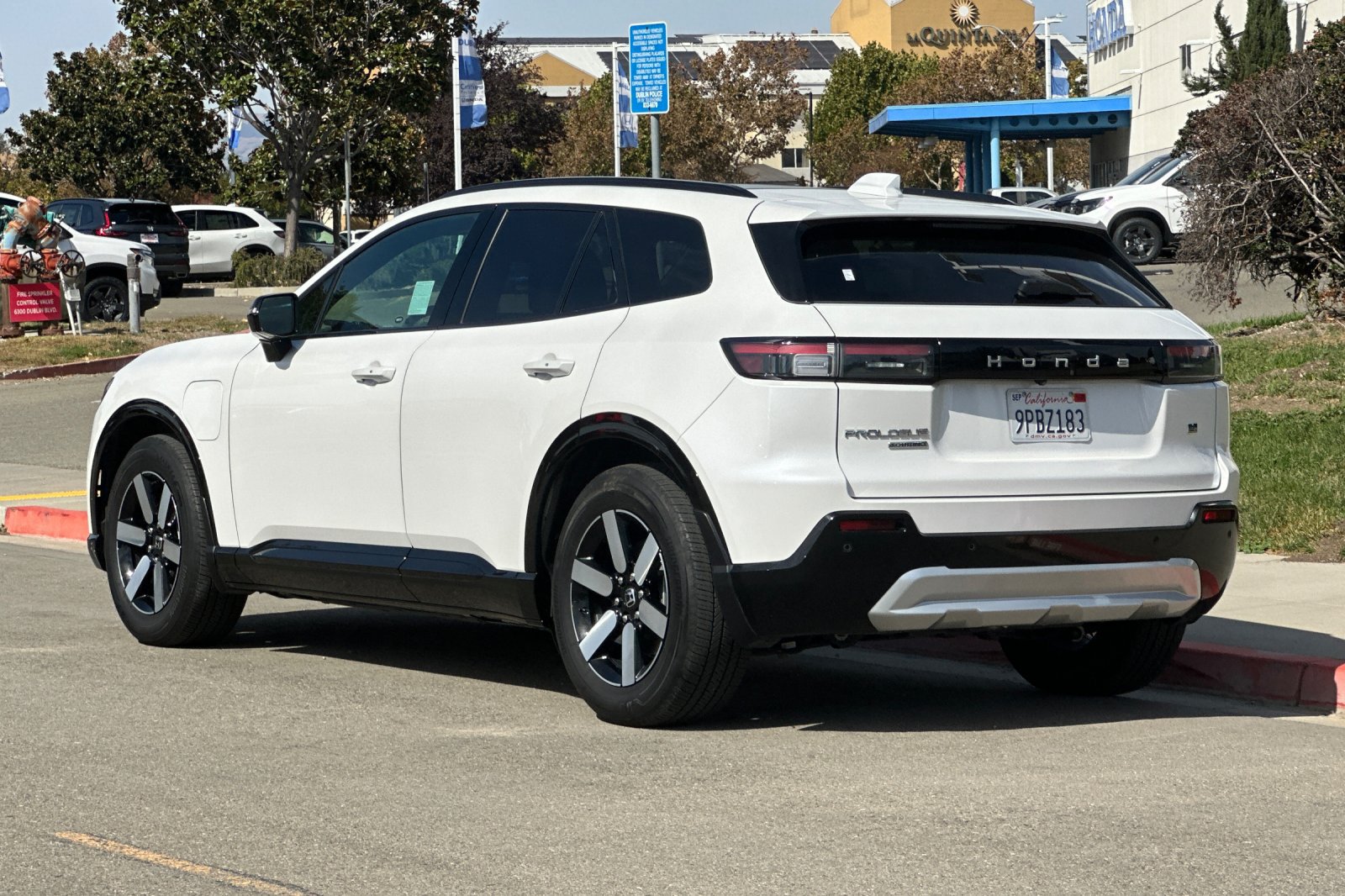 Used 2024 Honda Prologue Touring image 6