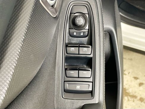 Used 2024 Subaru Forester Premium image 23