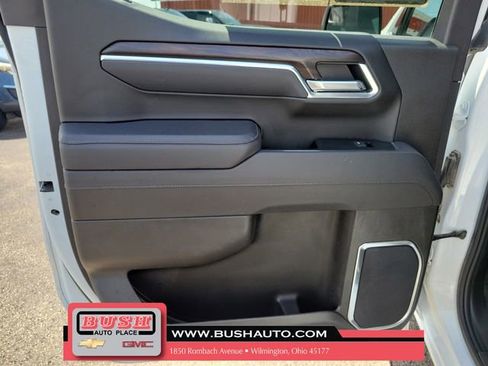 Used 2025 GMC Sierra 1500 SLT AWD/4WD image 14