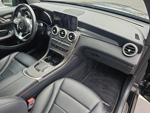 Used 2020 Mercedes-Benz GLC 300 4MATIC image 12
