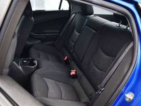 Used 2017 Chevrolet Volt LT image 10
