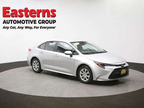 Used 2024 Toyota Corolla LE image 47