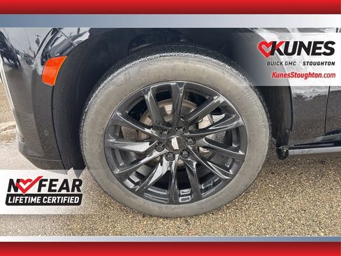 Used 2023 Cadillac Escalade Sport Platinum image 16