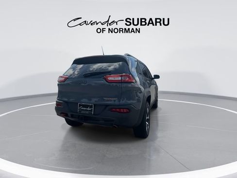 Used 2014 Jeep Cherokee Trailhawk w/ Technology Group AWD/4WD image 3