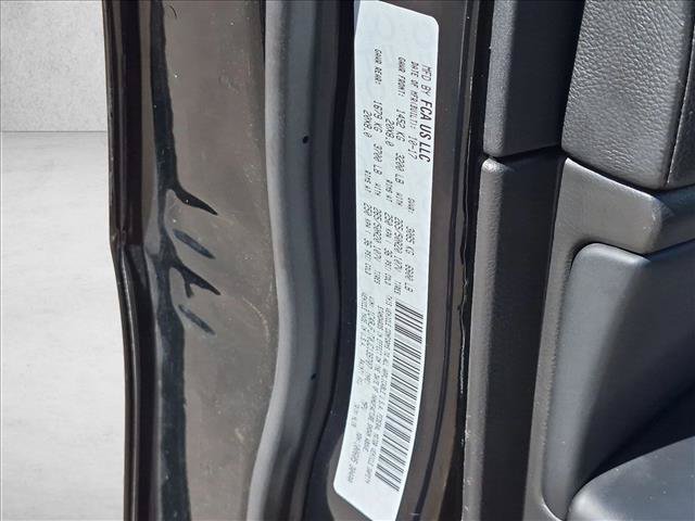 Used 2018 Jeep Grand Cherokee Summit AWD/4WD image 18