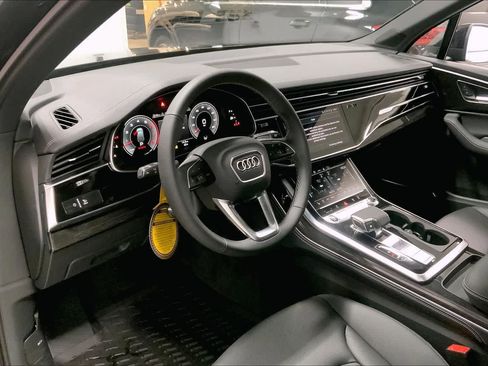 New 2026 Audi Q7 3.0T Premium Plus image 2