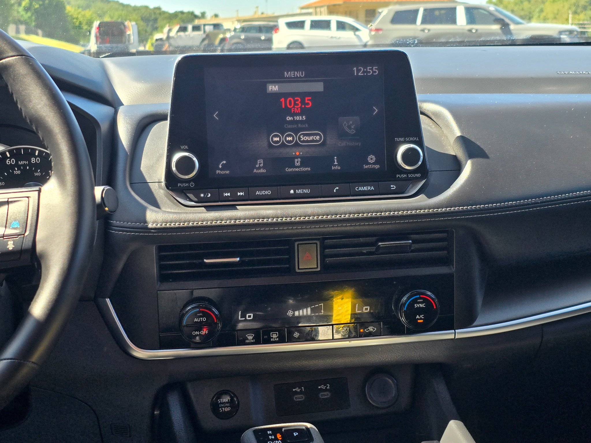 Used 2025 Nissan Rogue SV AWD/4WD image 16