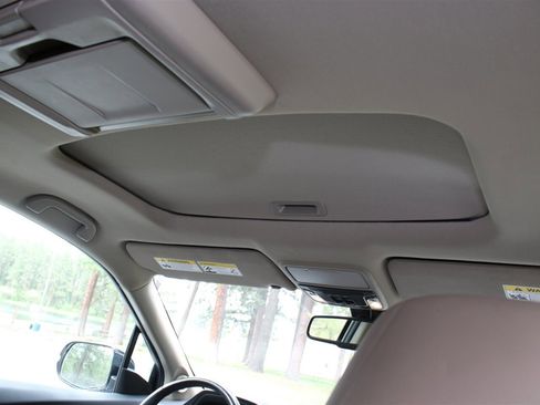 Used 2018 Honda Pilot Elite image 34