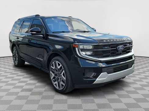 Certified 2025 Ford Expedition Platinum w/ Platinum Ultimate Package AWD/4WD image 7