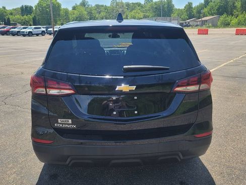 Used 2023 Chevrolet Equinox LS w/ LS Convenience Package FWD image 10