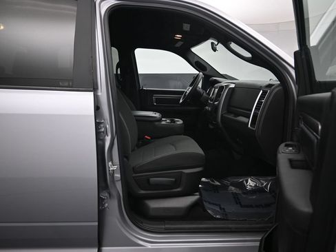 Used 2024 RAM 1500 Warlock RWD image 26