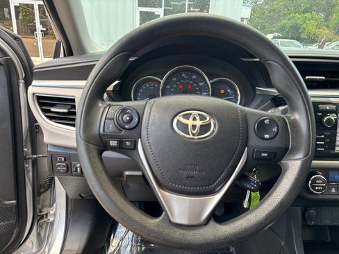 Used 2014 Toyota Corolla LE image 14
