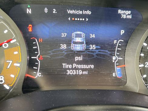 Used 2022 Jeep Compass Latitude w/ Convenience Group AWD/4WD image 12