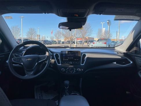 Used 2024 Chevrolet Malibu LS image 14