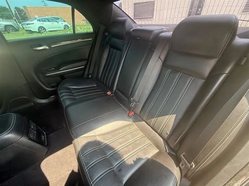 Used 2019 Chrysler 300 S RWD image 25