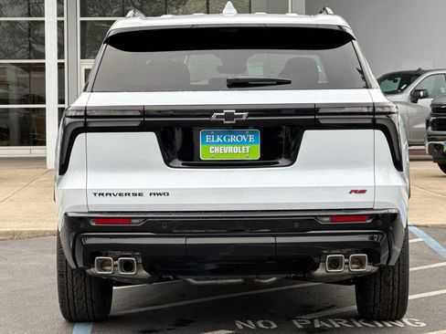 New 2026 Chevrolet Traverse RS w/ LPO, Floor Liner Package image 4