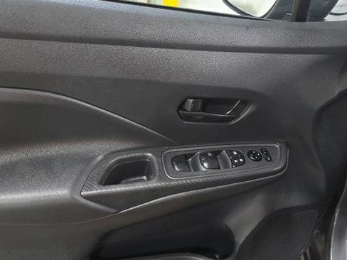 Used 2023 Nissan Versa S w/ Trunk Package image 11