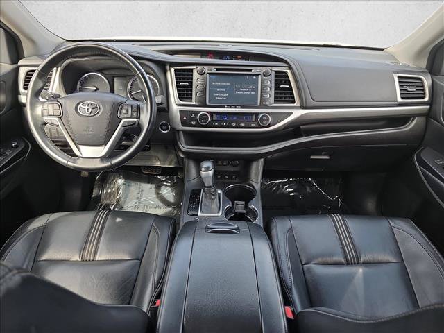 Used 2018 Toyota Highlander SE AWD/4WD image 9