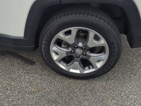 Used 2021 Jeep Compass Limited image 9