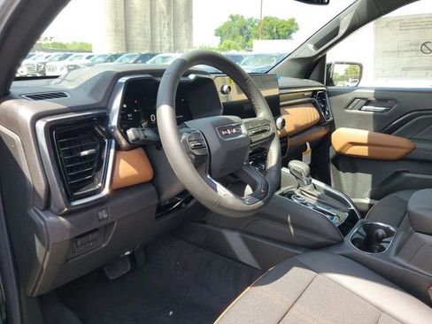 New 2026 GMC Canyon AT4 AWD/4WD image 20