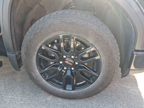 Certified 2023 GMC Sierra 1500 Pro w/ Graphite Edition AWD/4WD image 4