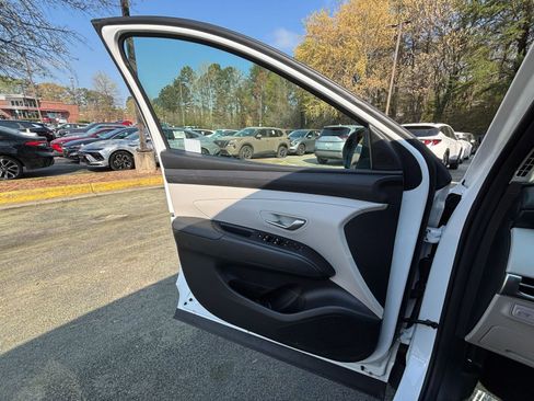 Used 2025 Hyundai Tucson SEL image 18