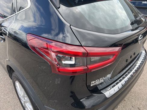 Used 2020 Nissan Rogue Sport SV w/ All-Weather Package image 33