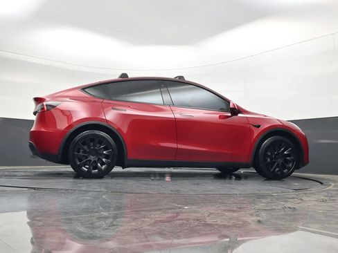 Used 2021 Tesla Model Y 2WD image 42