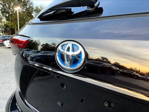 Used 2020 Toyota Highlander XLE image 30