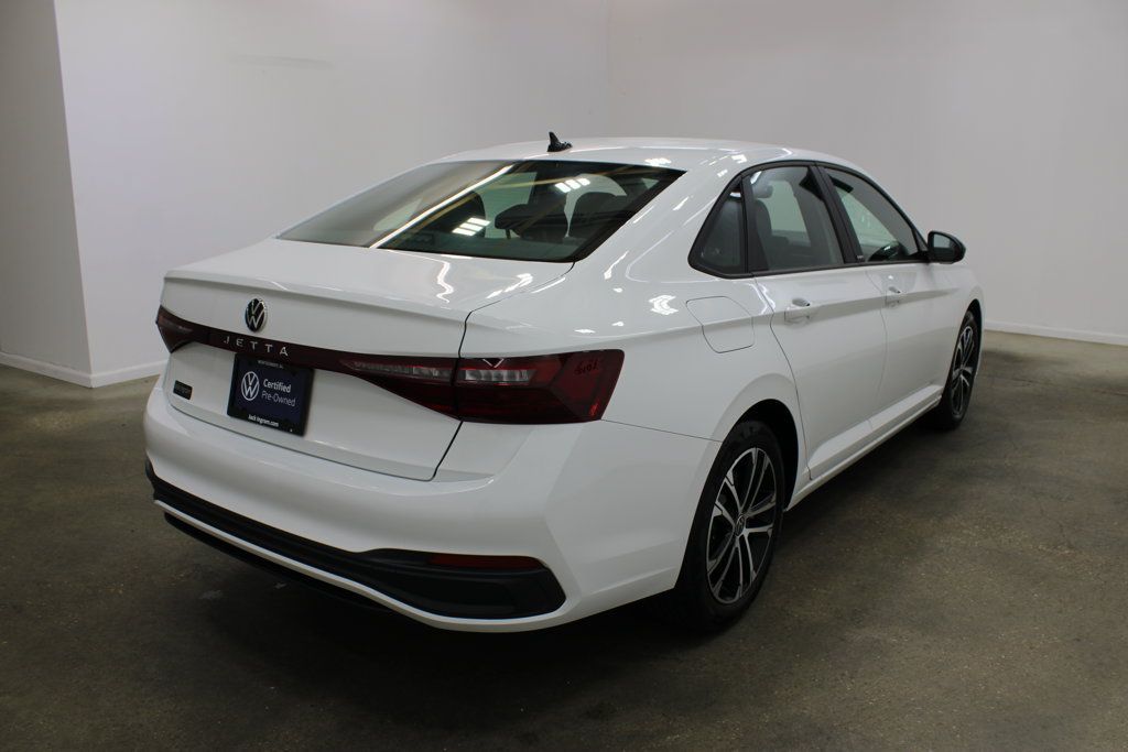 Certified 2026 Volkswagen Jetta Sport FWD image 5