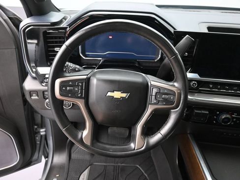 Used 2024 Chevrolet Silverado 2500 High Country w/ High Country Premium Package AWD/4WD image 27