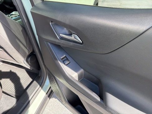 Used 2026 Chevrolet Equinox LT w/ LPO, Floor Liner Package FWD image 86