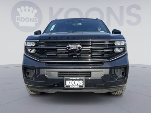 New 2026 Ford Expedition Max Platinum image 11