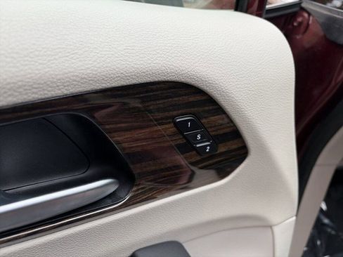 Used 2023 Chrysler Pacifica Limited image 27