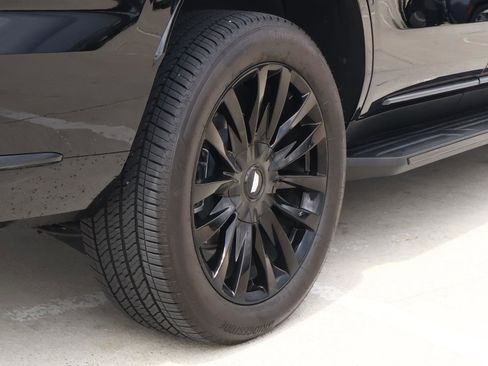 Used 2026 Cadillac Escalade 2WD w/ LPO, Floor Liner Package image 12