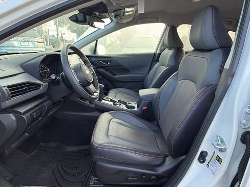 Used 2024 Subaru Crosstrek 2.5i Limited image 32
