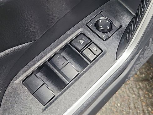 Used 2023 Toyota RAV4 LE image 19
