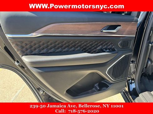 Used 2022 Jeep Grand Cherokee L Summit w/ Advanced Protech Group IV RWD image 24
