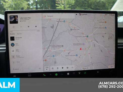 Used 2022 Tesla Model X Plaid image 33