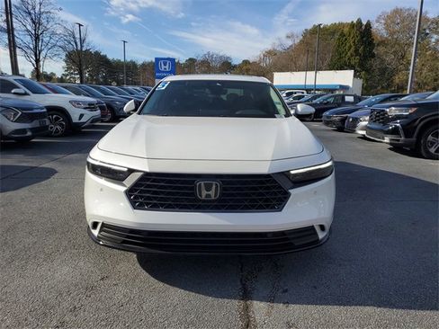 Used 2023 Honda Accord EX-L image 2